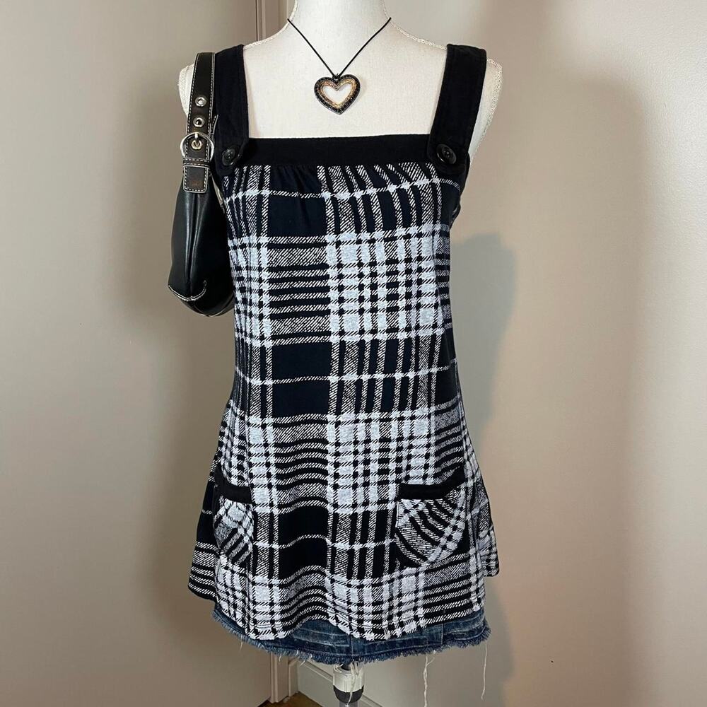 Plaid Black White Overall 100% Cotton Medium Emo Grunge Goth Shirt